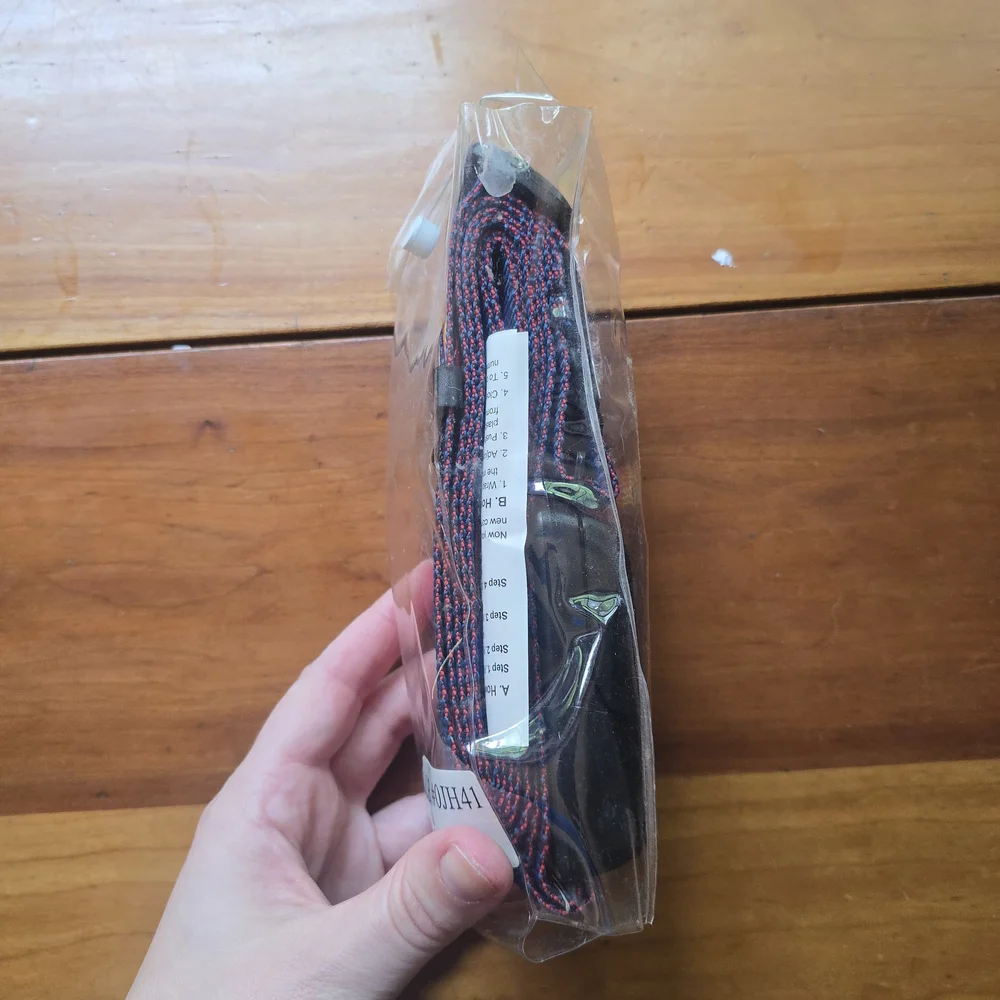 L.L. Bean Adjustable Combination Lock Rainbow Luggage Strap - Picture 4 of 5